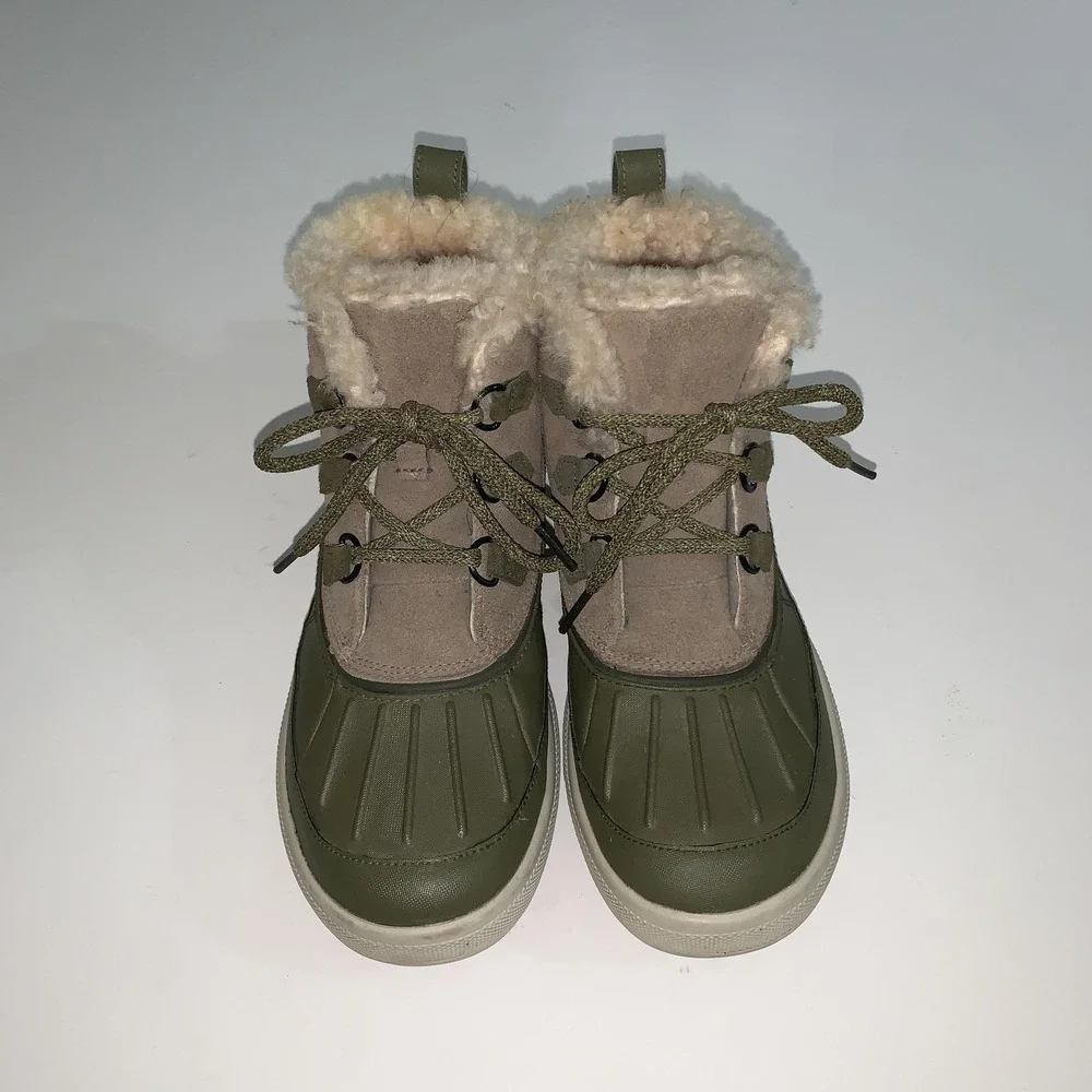 Nike Woodside Boots Womens 8 Green Suede Faux Fur Lined Winter 537345-200